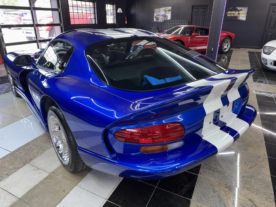 1996 Dodge Viper GTS 2nd Gen - Image 30 of 31