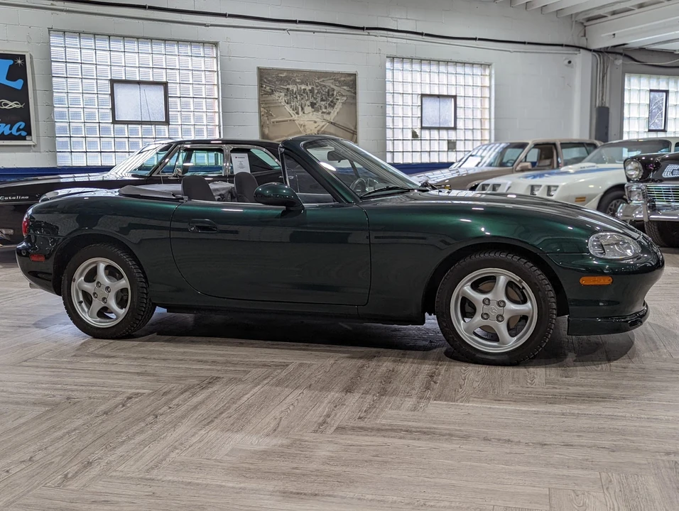 1999 Mazda NB MX-5 Miata - Image 5 of 31