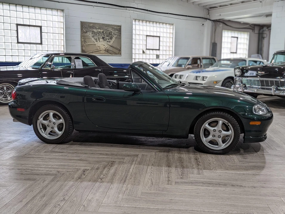 1999 Mazda NB MX-5 Miata - Image 24 of 31