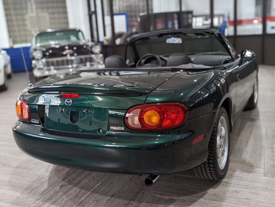 1999 Mazda NB MX-5 Miata - Image 28 of 31