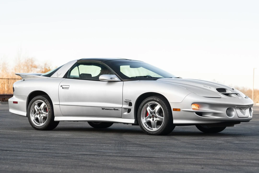 2002 Pontiac Firebird Trans Am 4th Gen - Image 10 of 31