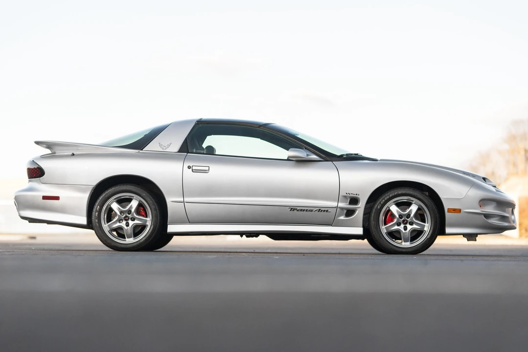 2002 Pontiac Firebird Trans Am 4th Gen - Image 9 of 31