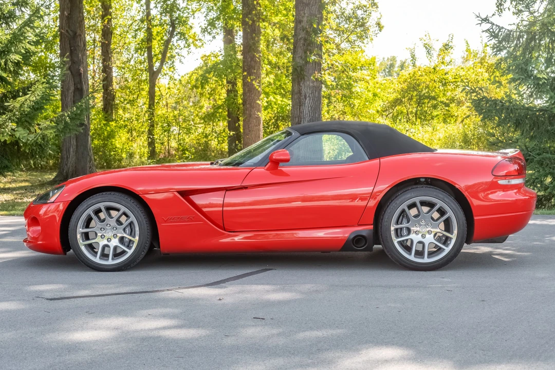 2003 Dodge Viper 3rd Gen - Image 3 of 31