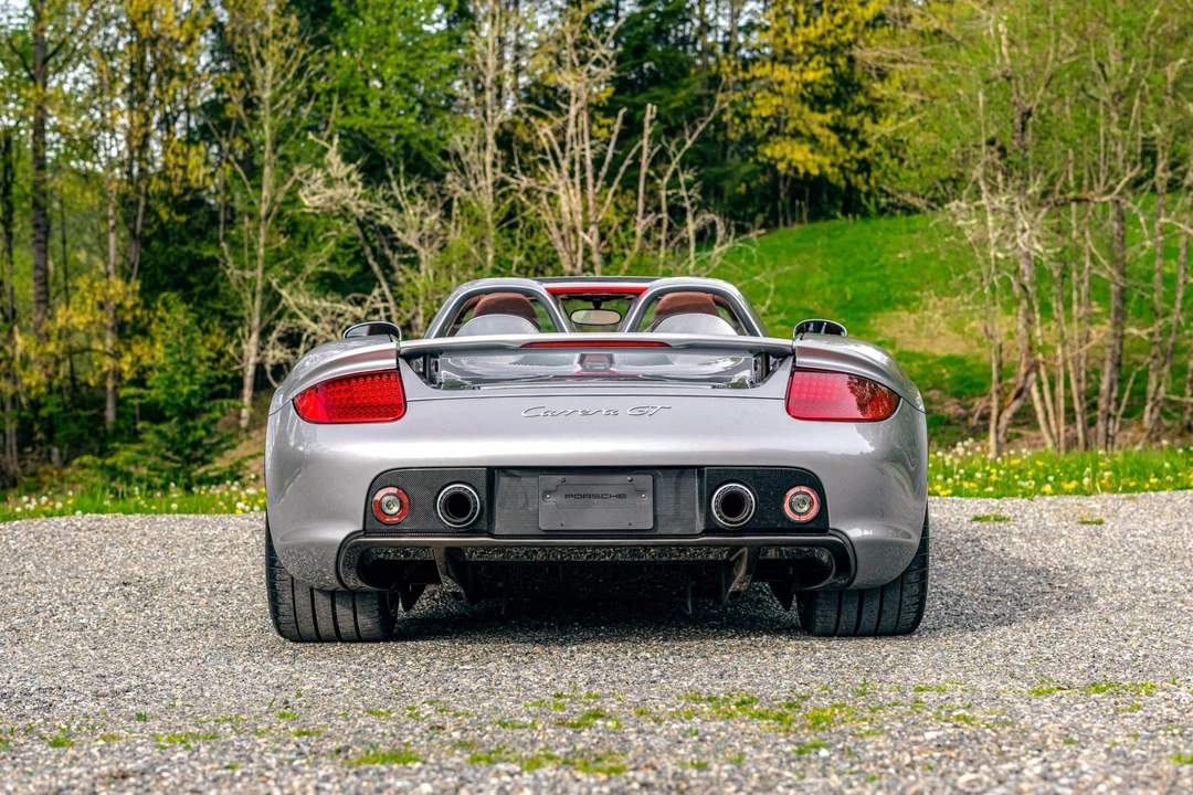 2004 Porsche Carrera GT - Image 25 of 31