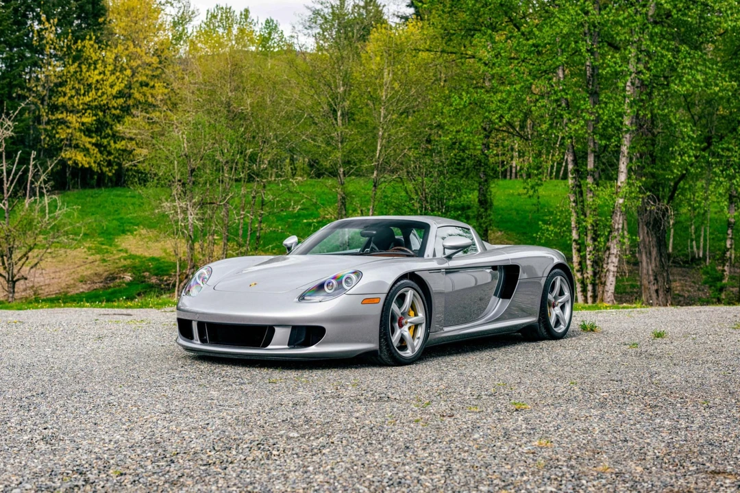 2004 Porsche Carrera GT - Image 12 of 31