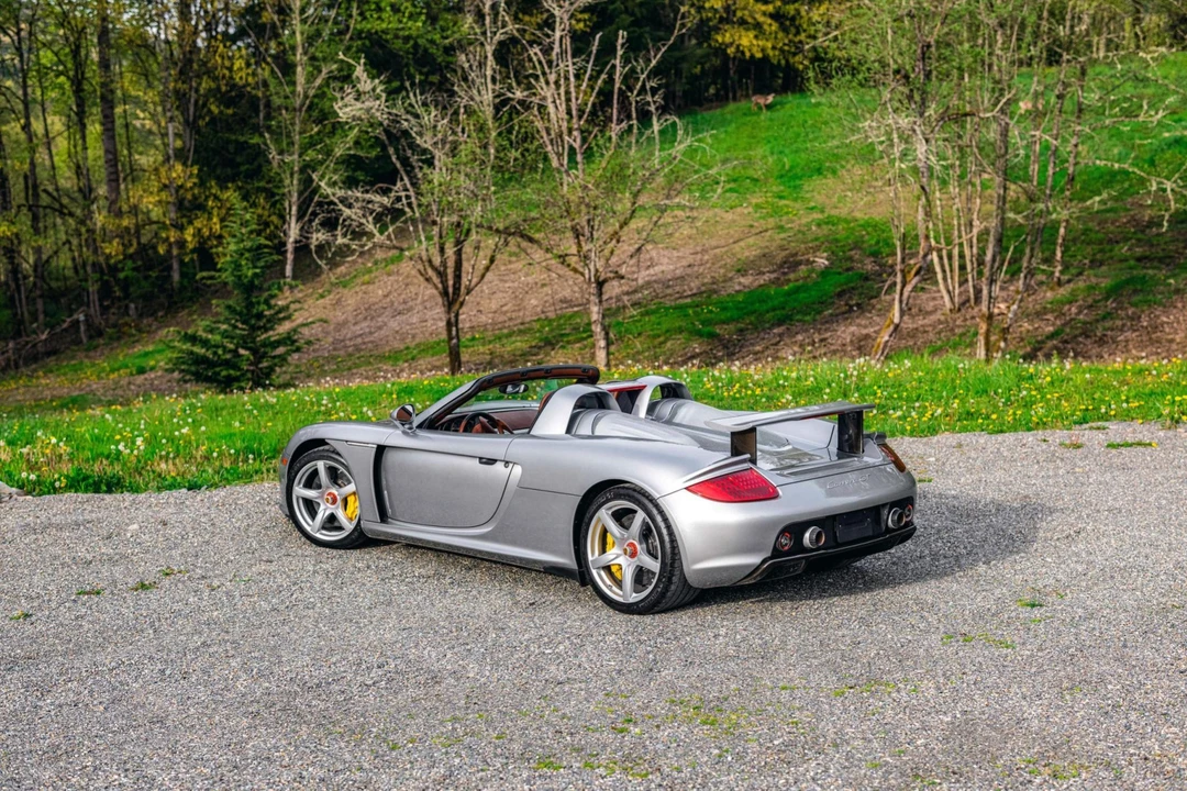 2004 Porsche Carrera GT - Image 21 of 31