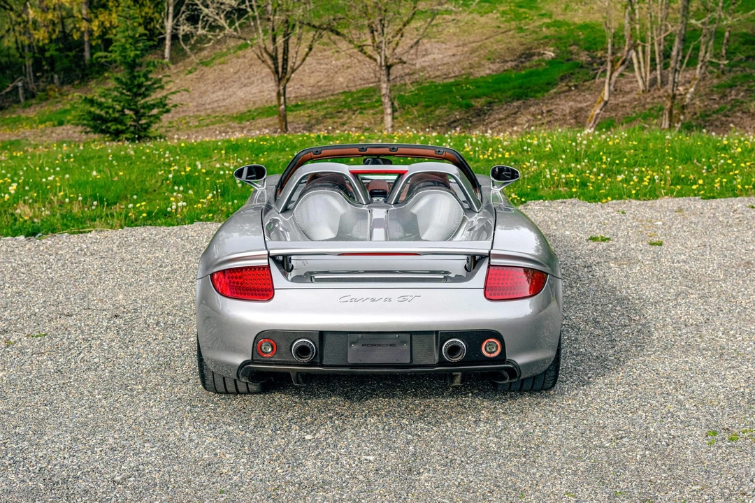 2004 Porsche Carrera GT - Image 26 of 31