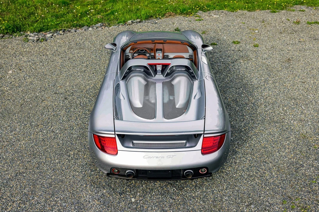 2004 Porsche Carrera GT - Image 28 of 31