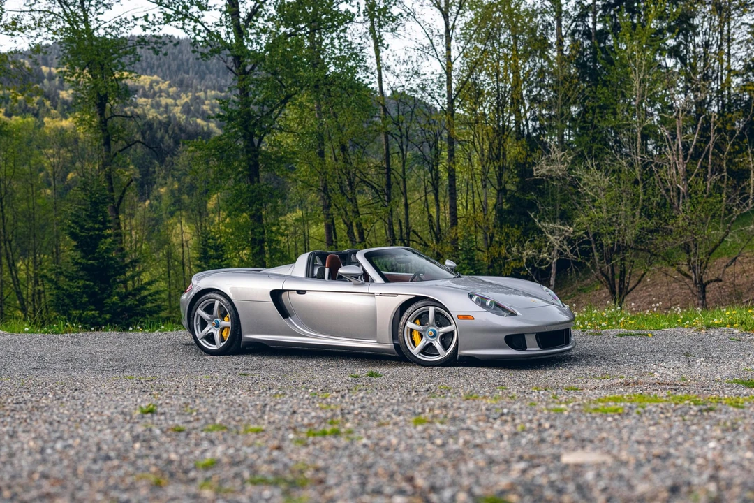 2004 Porsche Carrera GT - Image 5 of 31