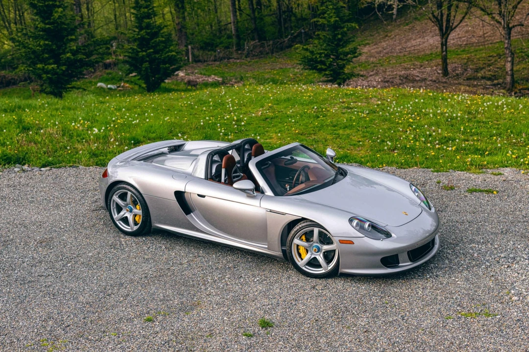 2004 Porsche Carrera GT - Image 7 of 31
