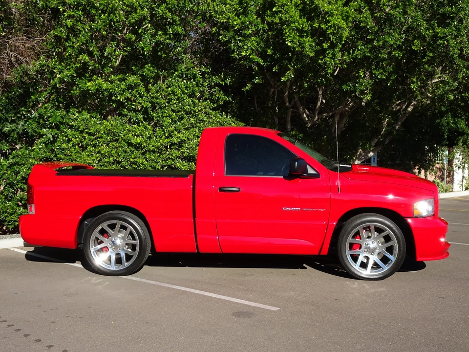 2005 Dodge Ram SRT-10 3rd Gen - Image 22 of 31