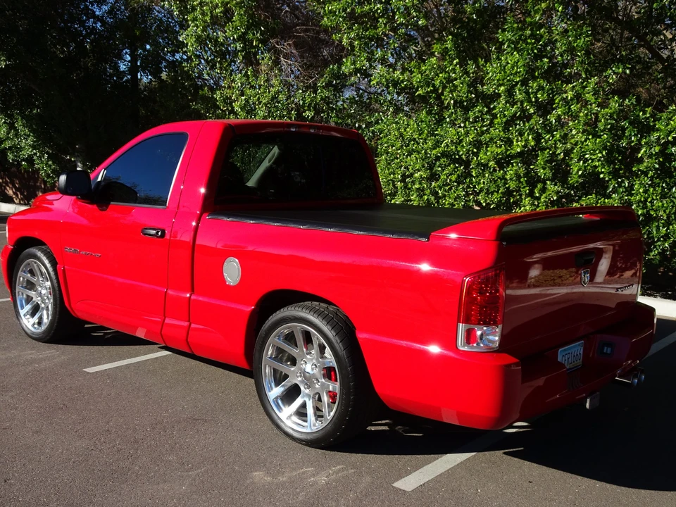 2005 Dodge Ram SRT-10 3rd Gen - Image 17 of 31