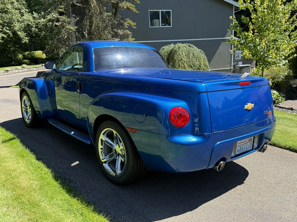 2006 Chevrolet SSR - Image 13 of 31