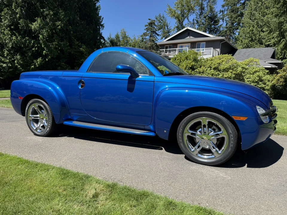 2006 Chevrolet SSR - Image 3 of 31