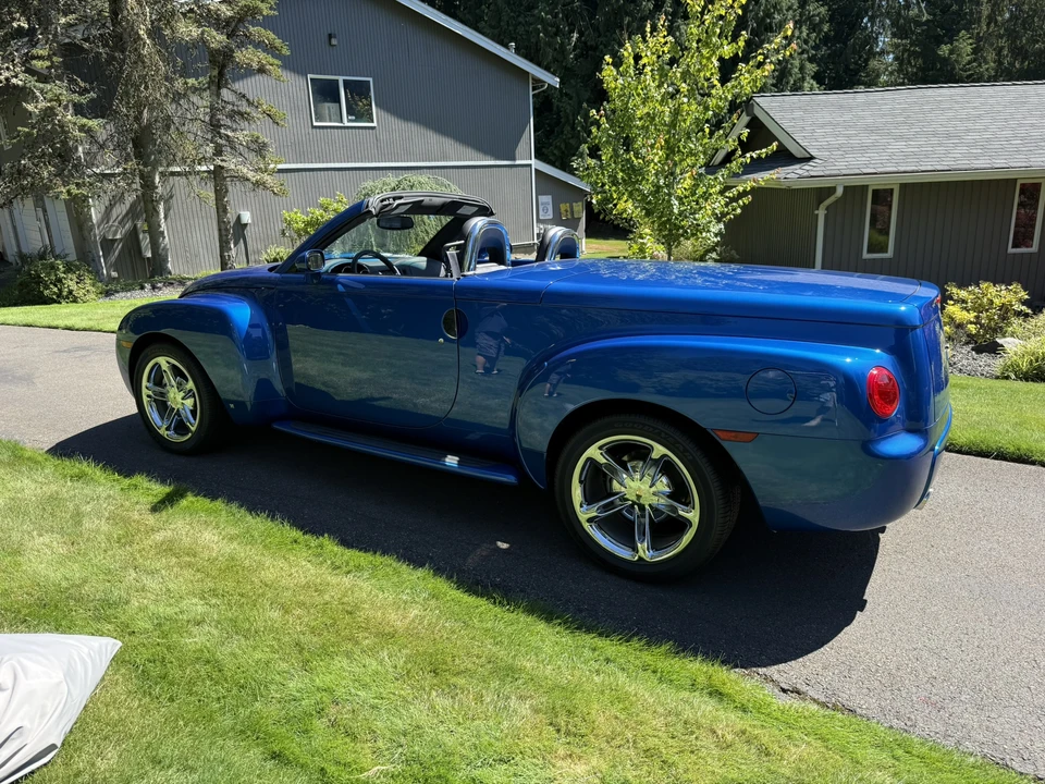 2006 Chevrolet SSR - Image 25 of 31