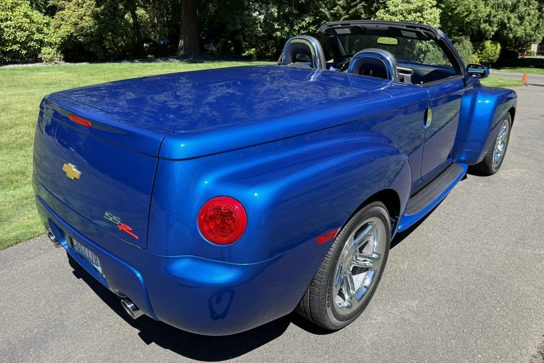 2006 Chevrolet SSR - Image 26 of 31