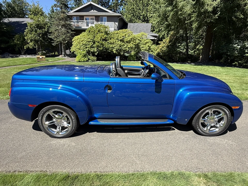 2006 Chevrolet SSR - Image 28 of 31