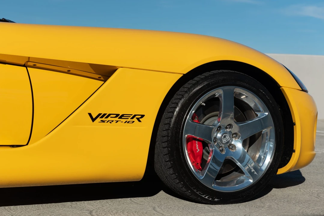 2006 Dodge Viper 3rd Gen - Image 21 of 31