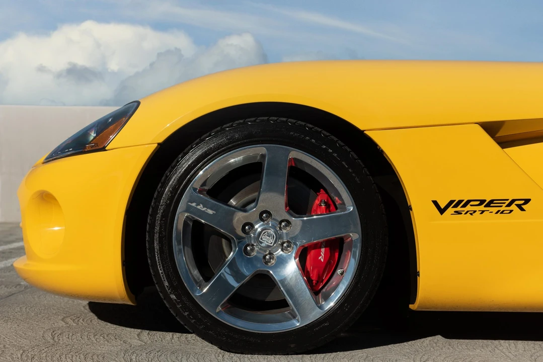 2006 Dodge Viper 3rd Gen - Image 15 of 31