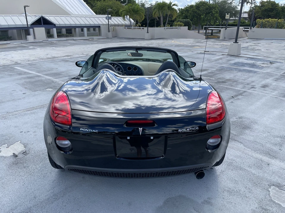 2006 Pontiac Solstice - Image 10 of 31
