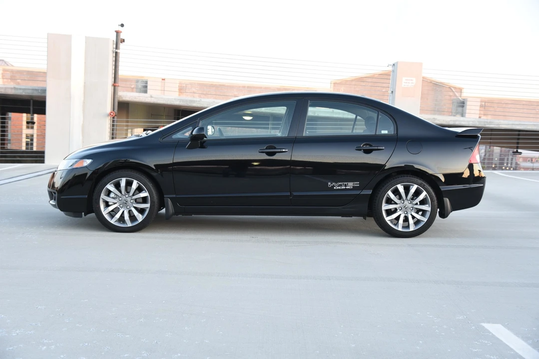 2009 Honda Civic Si 8th Gen - Image 4 of 31