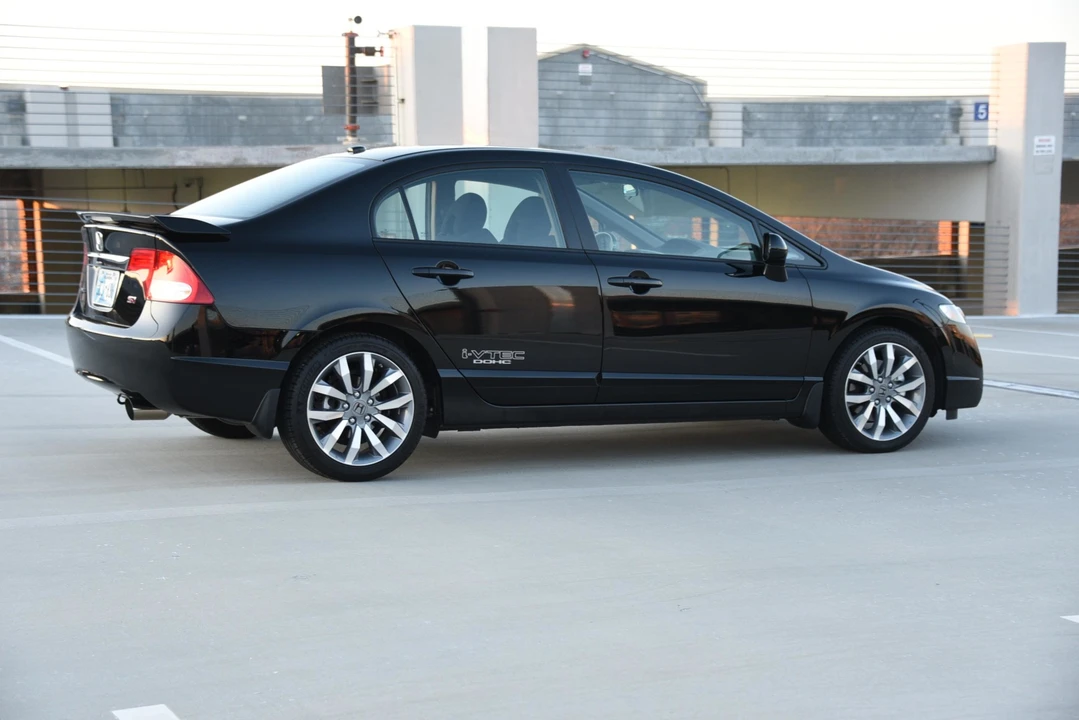 2009 Honda Civic Si 8th Gen - Image 12 of 31