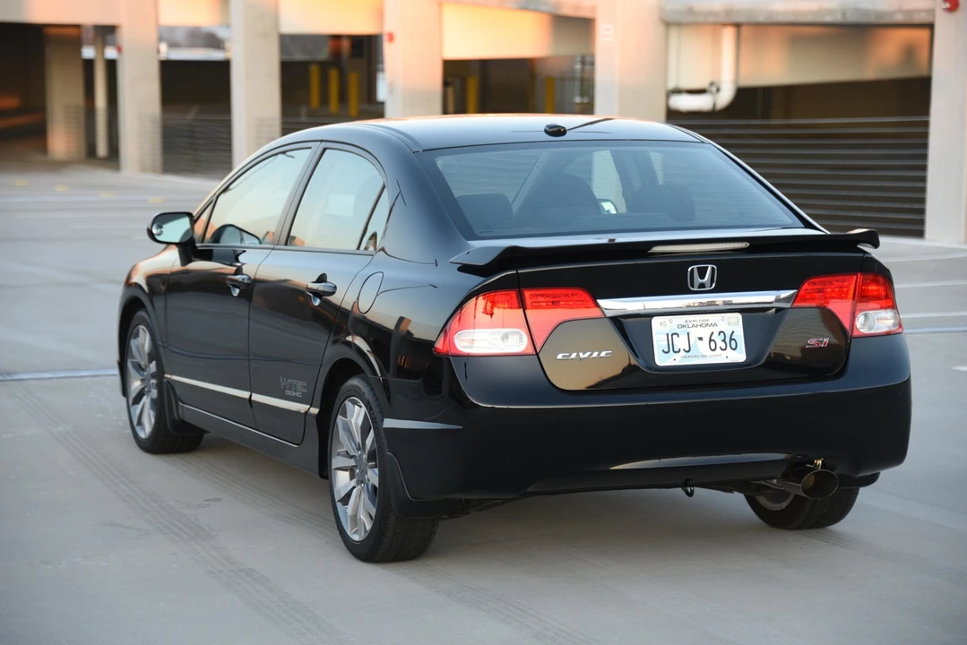 2009 Honda Civic Si 8th Gen - Image 16 of 31