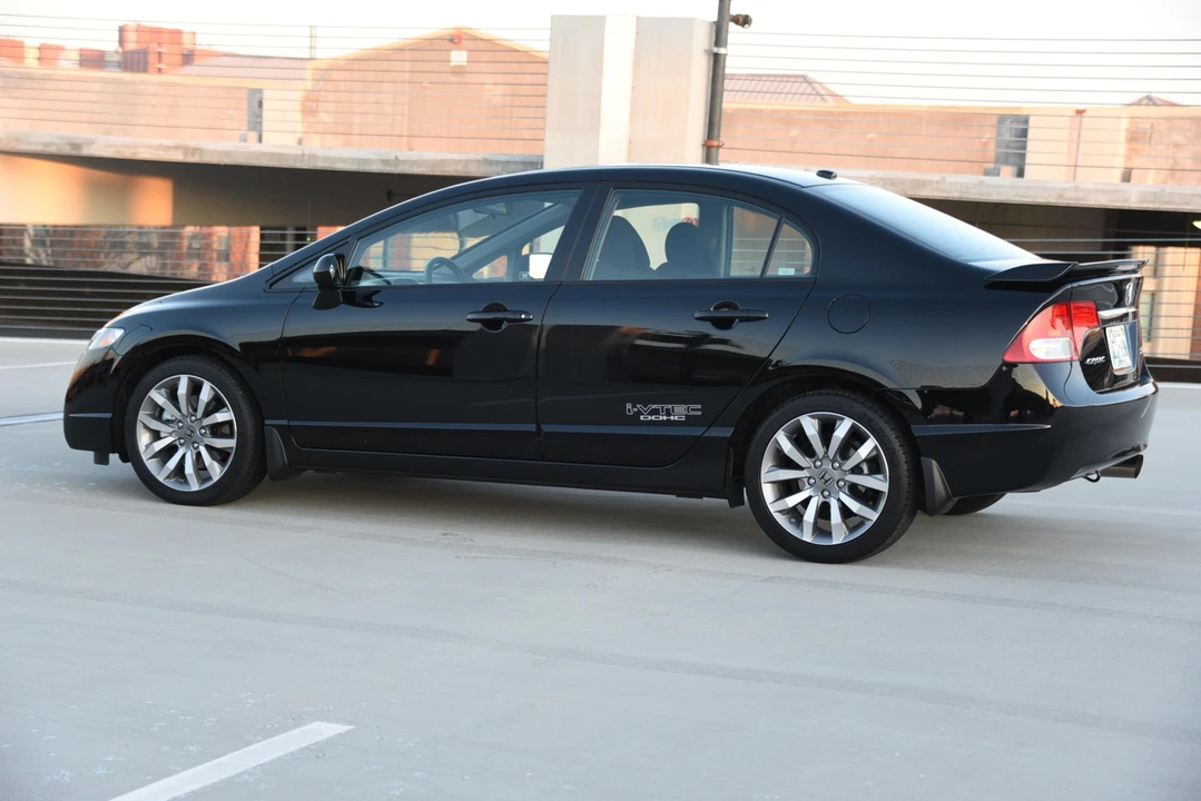 2009 Honda Civic Si 8th Gen - Image 19 of 31