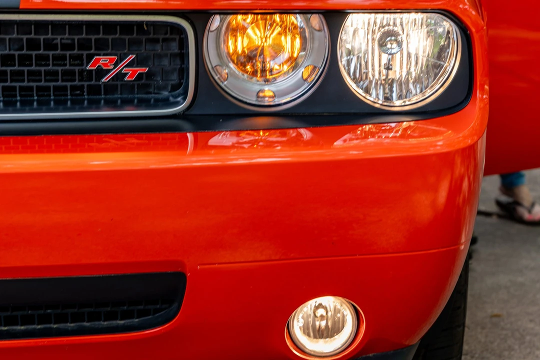 2010 Dodge Challenger 3rd Gen - Image 18 of 31