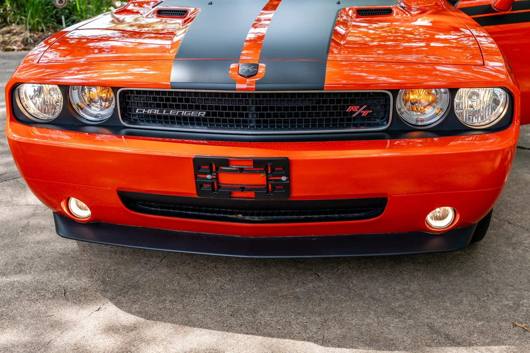 2010 Dodge Challenger 3rd Gen - Image 15 of 31