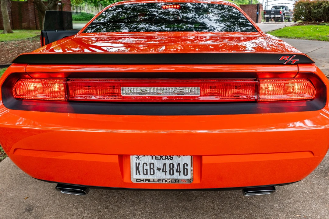 2010 Dodge Challenger 3rd Gen - Image 29 of 31