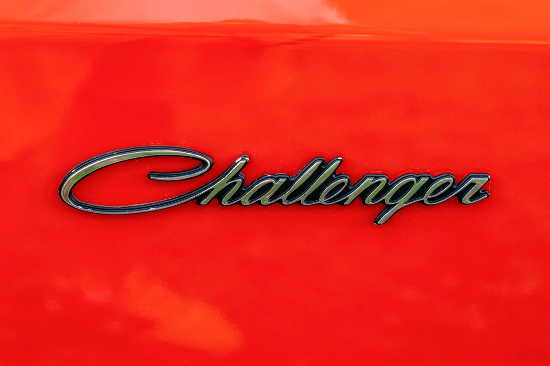 2010 Dodge Challenger 3rd Gen - Image 24 of 31