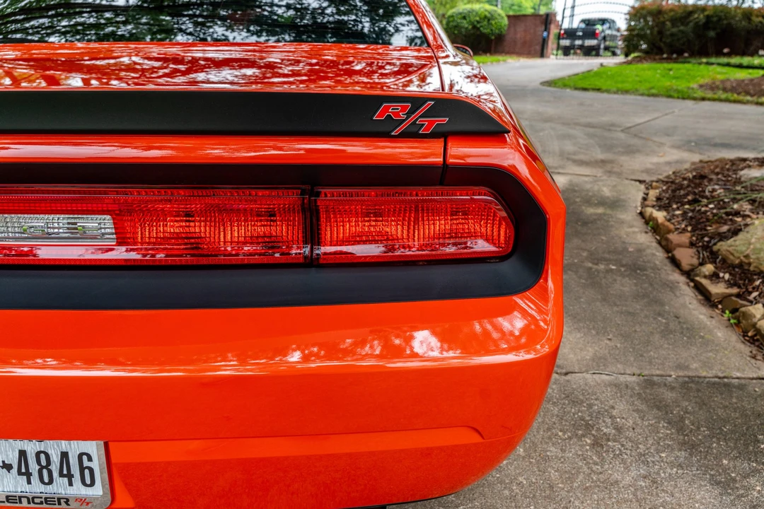 2010 Dodge Challenger 3rd Gen - Image 30 of 31