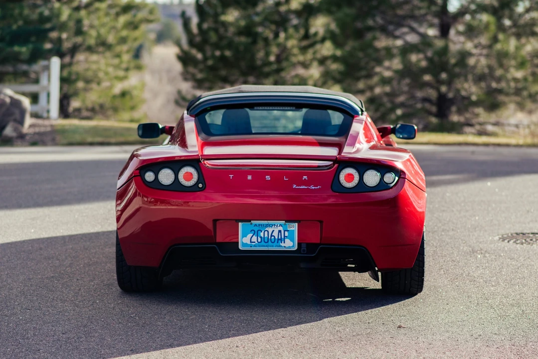 2011 Tesla Roadster - Image 20 of 31