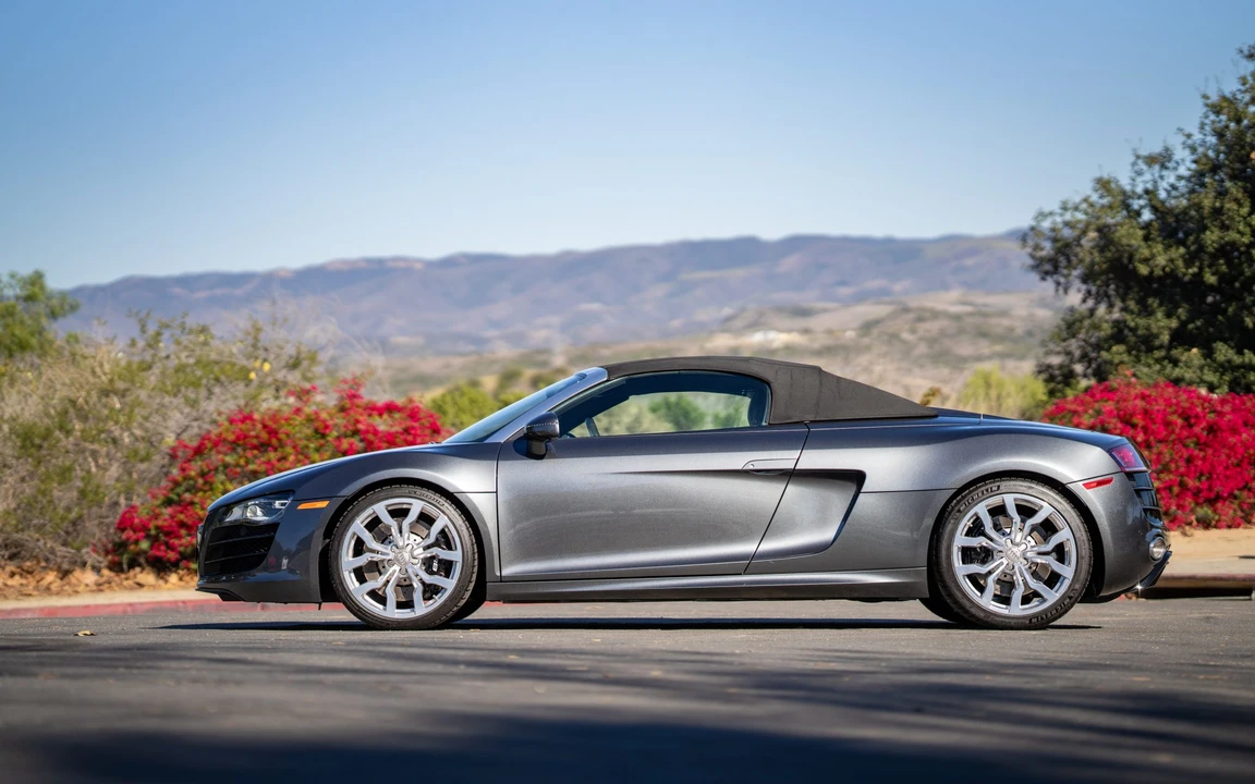 2012 Audi 42 R8 - Image 12 of 31