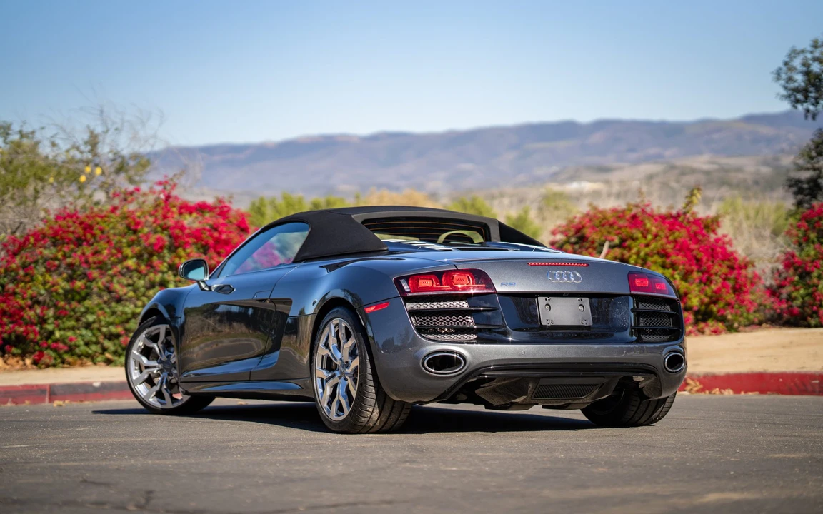 2012 Audi 42 R8 - Image 13 of 31