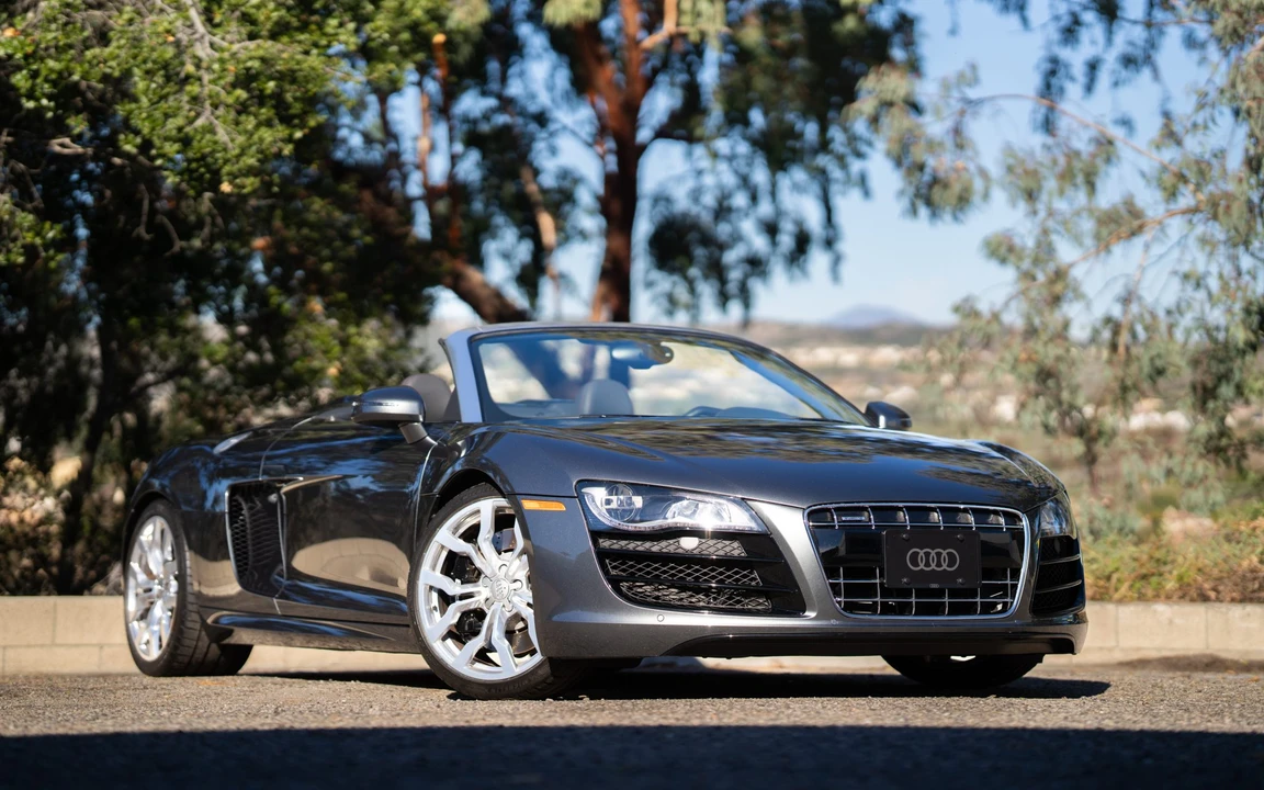2012 Audi 42 R8 - Image 2 of 31