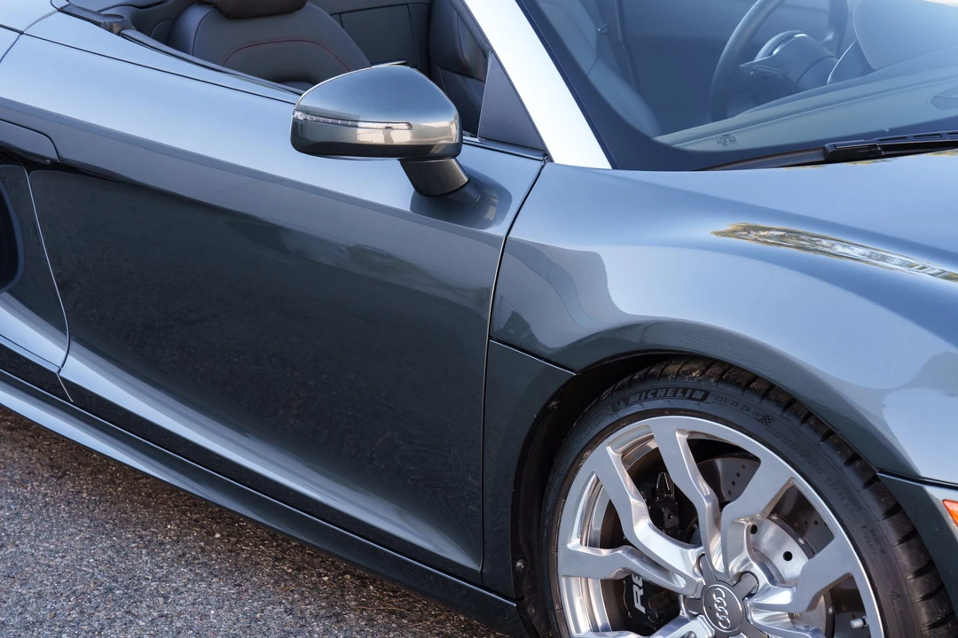 2012 Audi 42 R8 - Image 24 of 31