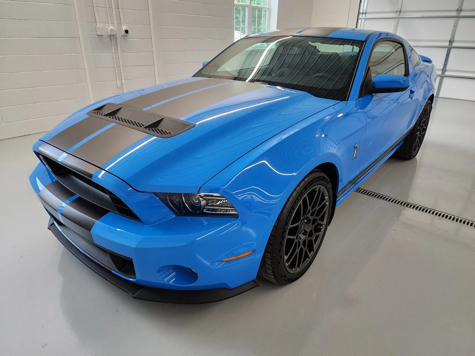 2013 Ford S197 II Shelby Mustang GT500 - Image 2 of 31