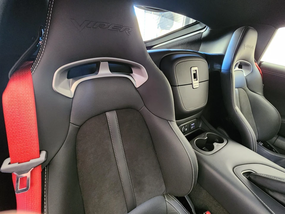 2014 Dodge Viper 5th Gen - Image 30 of 31