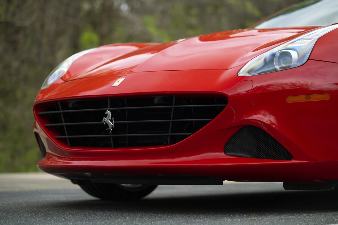 2015 Ferrari California T - Image 31 of 31