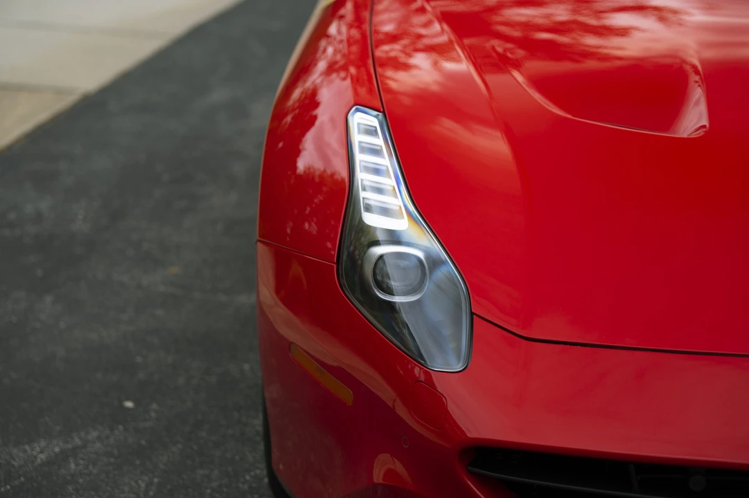 2015 Ferrari California T - Image 28 of 31