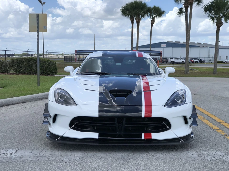 2016 Dodge Viper ACR 5th Gen - Image 15 of 31