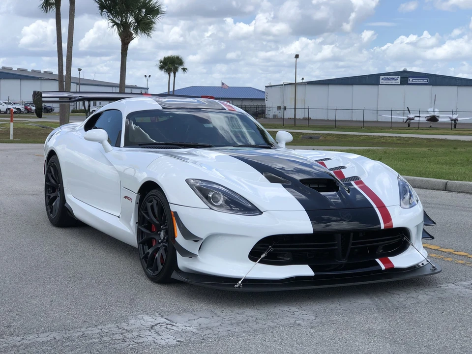 2016 Dodge Viper ACR 5th Gen - Image 12 of 31