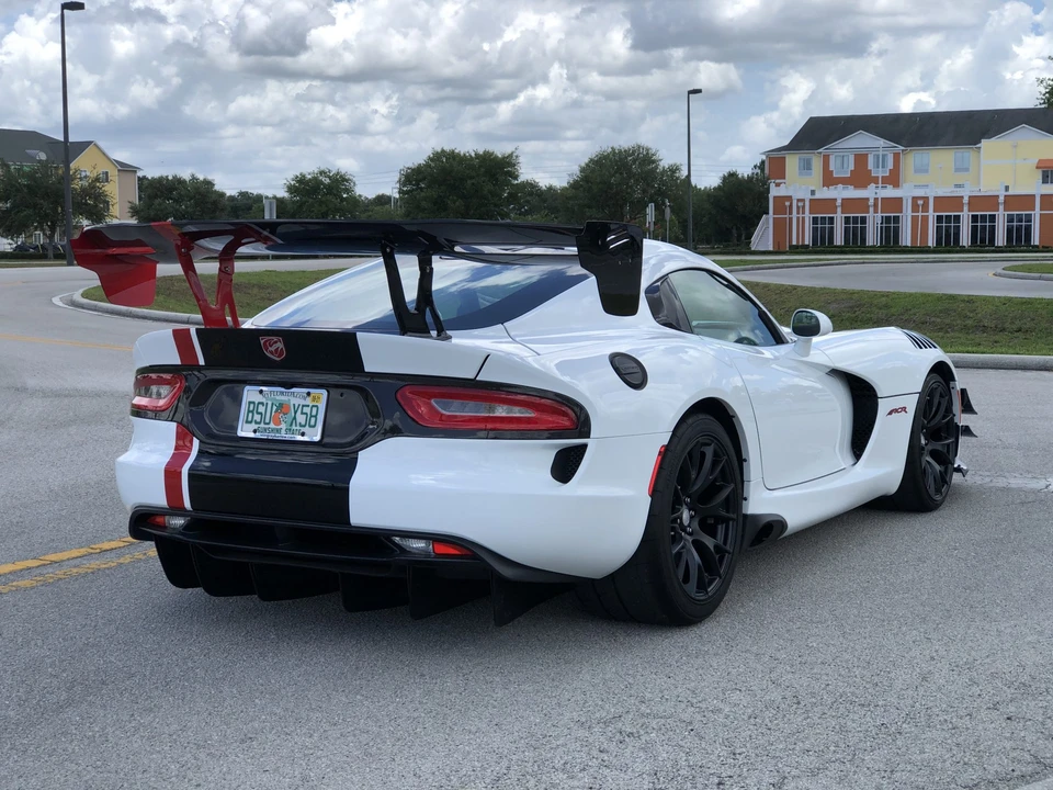 2016 Dodge Viper ACR 5th Gen - Image 8 of 31