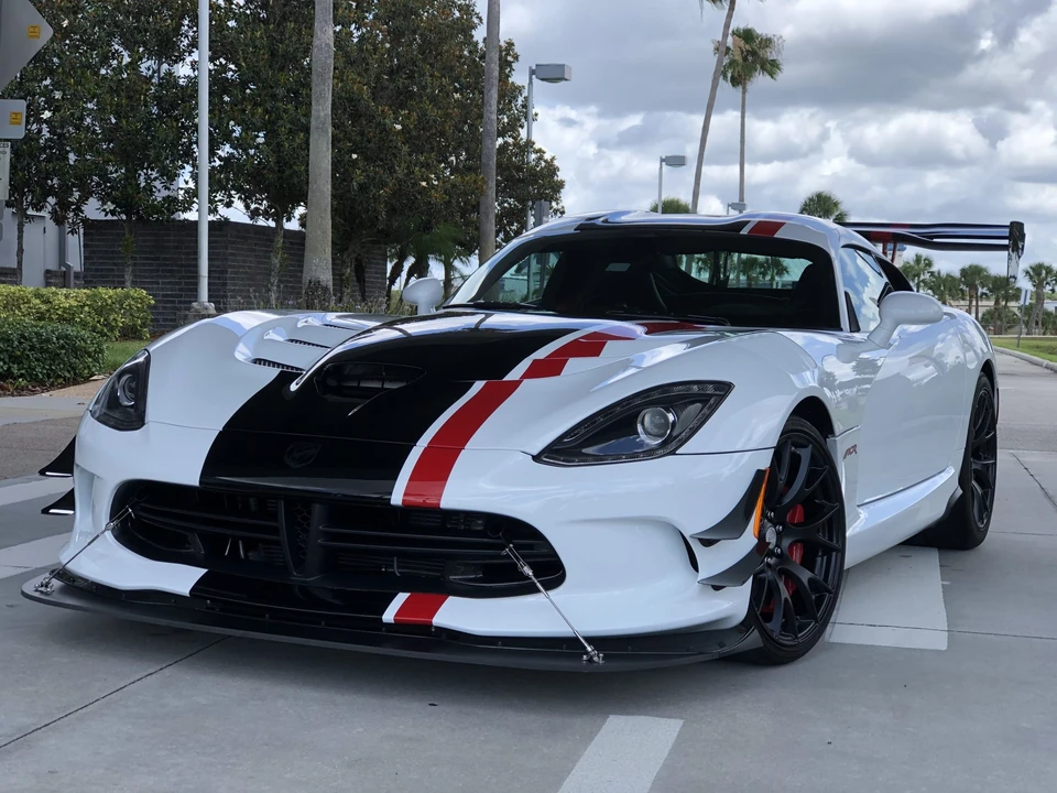 2016 Dodge Viper ACR 5th Gen - Image 5 of 31