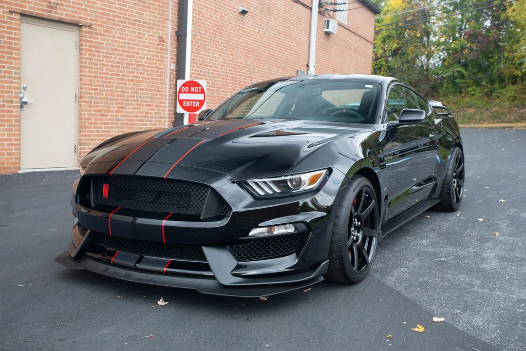 2016 Ford S550 Shelby Mustang GT350R - Image 3 of 31