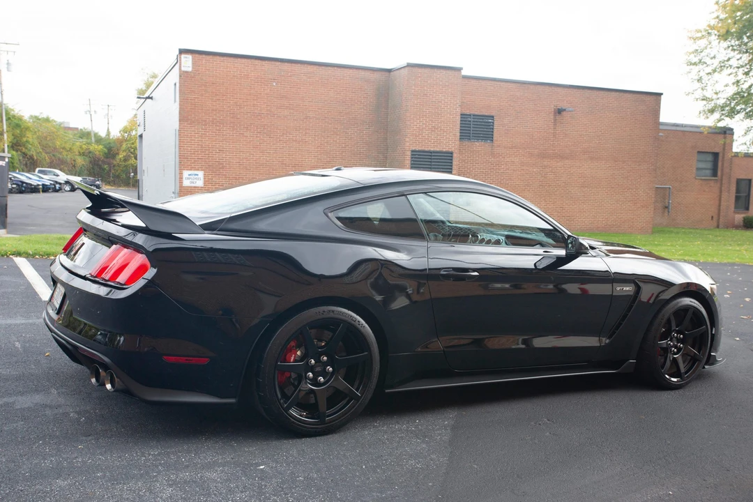 2016 Ford S550 Shelby Mustang GT350R - Image 10 of 31