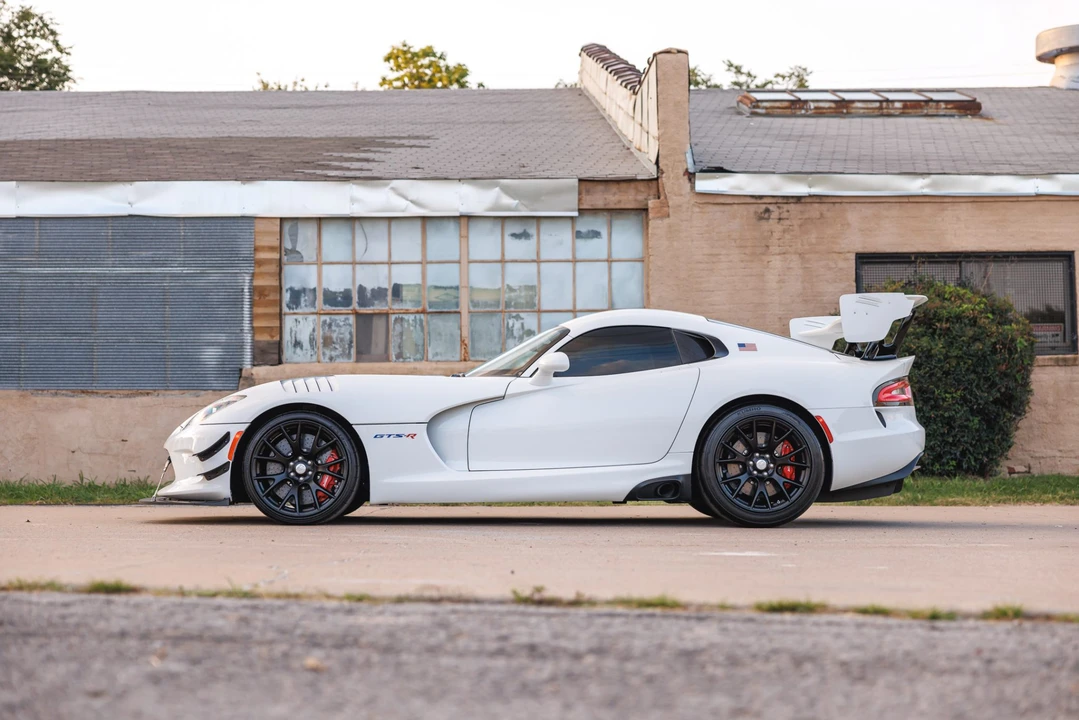 2017 Dodge Viper ACR 5th Gen - Image 30 of 31