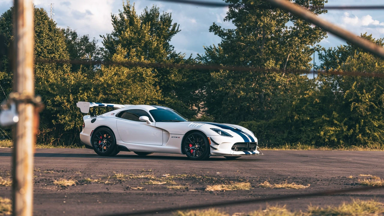 2017 Dodge Viper ACR 5th Gen - Image 12 of 31